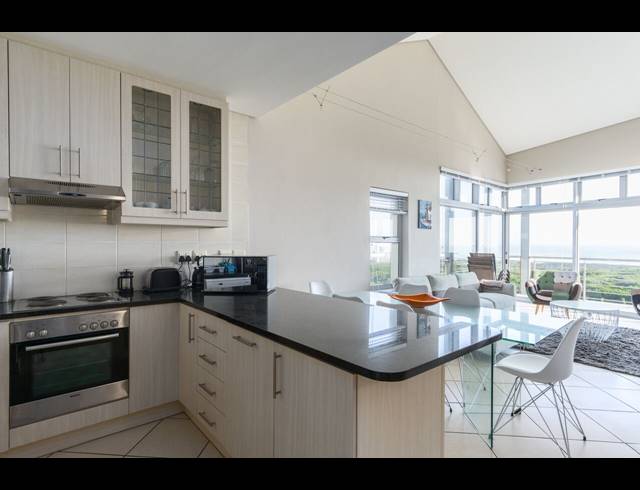 3 BEDROOM APARTMENT RENTED IN BIG BAY